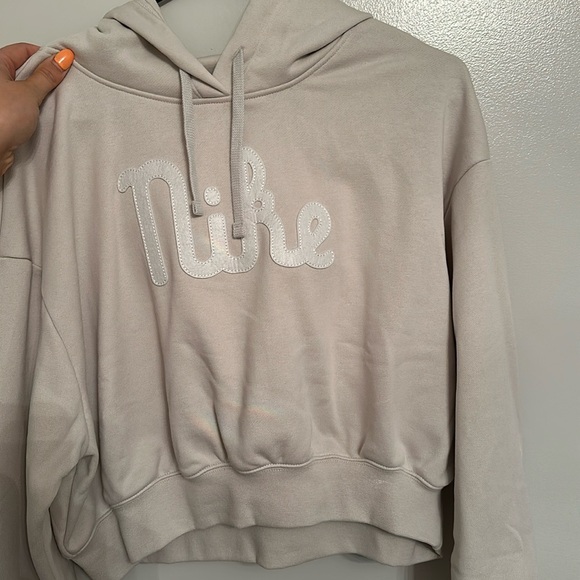 Nike Tops - Nike, beige, cropped, sweatshirt, never worn, small